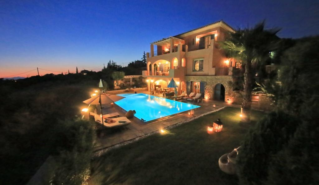 Villa Grejo Porto Heli Rum bild